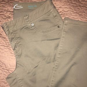Women’s Jeans